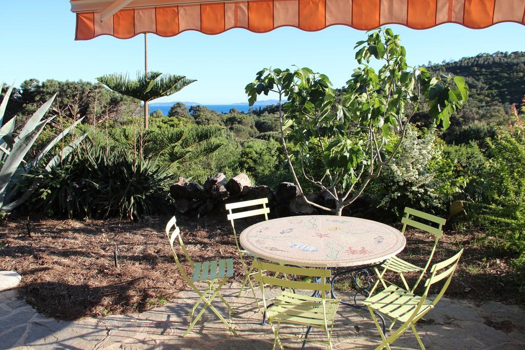 Villa Carpe Diem Le Lavandou Quarto foto
